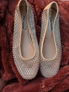 Steve Madden Nude Crystal-Embellished Ballet Flats